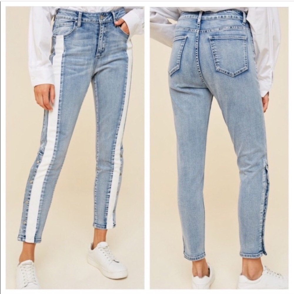 Hayden Jeans - Picture 3 of 4